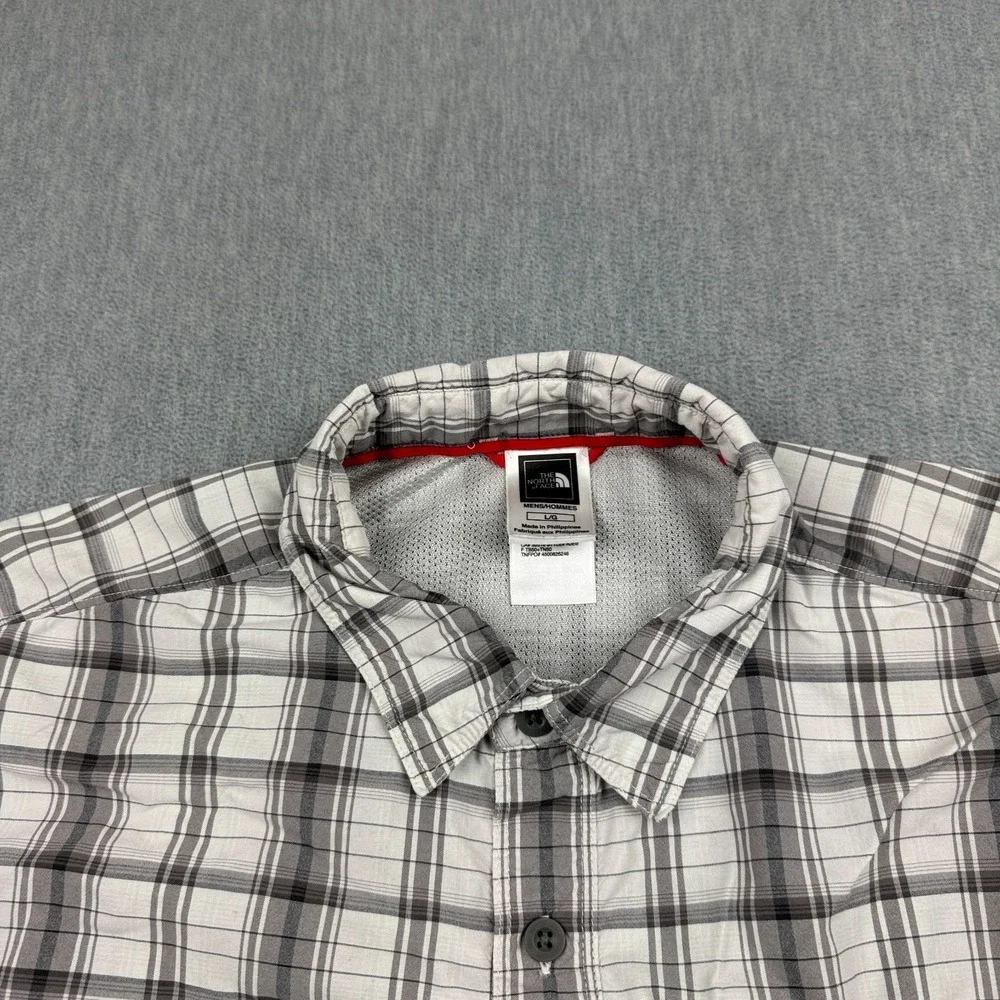 The North Face Shirt Mens Large Gray Plaid Tekware Short Sleeve Nylon Button Top